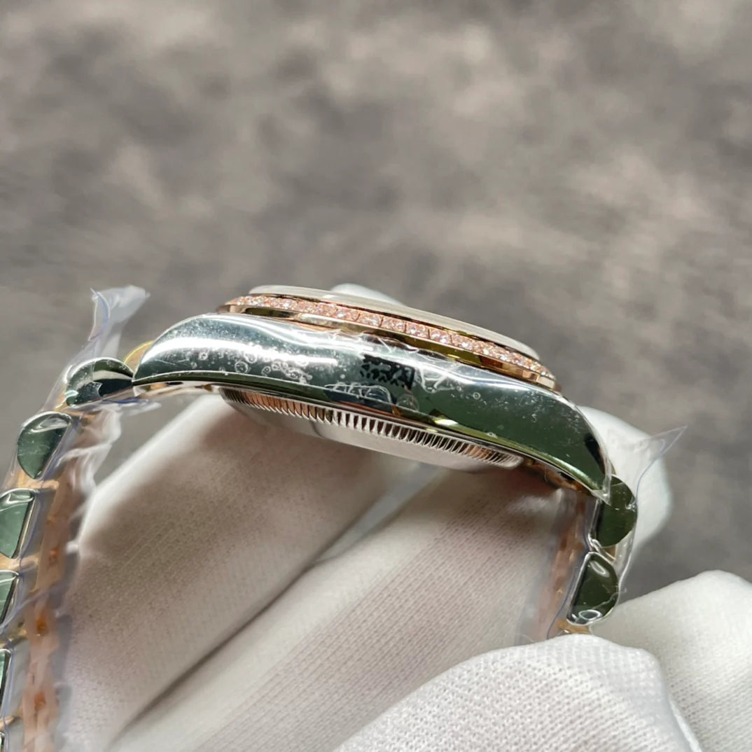 Gold Mother-of-Pearl Dial Watch 31 mm