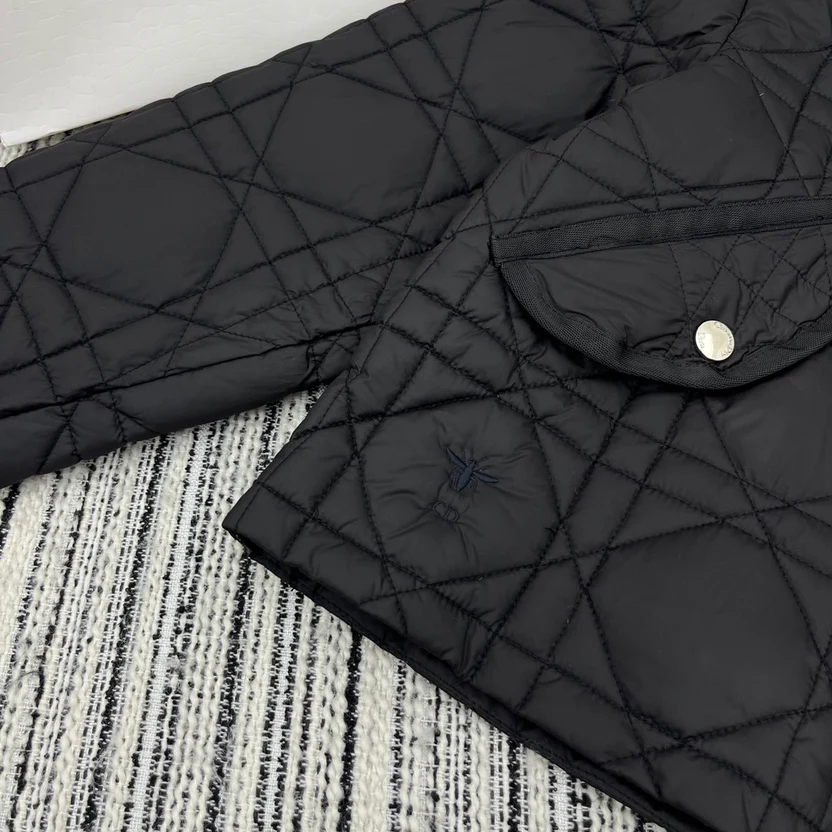 DIAMOND QUILTED DOWN JACKET