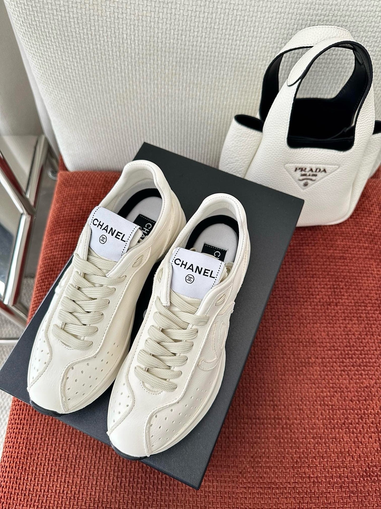 2025 Leather Sneakers