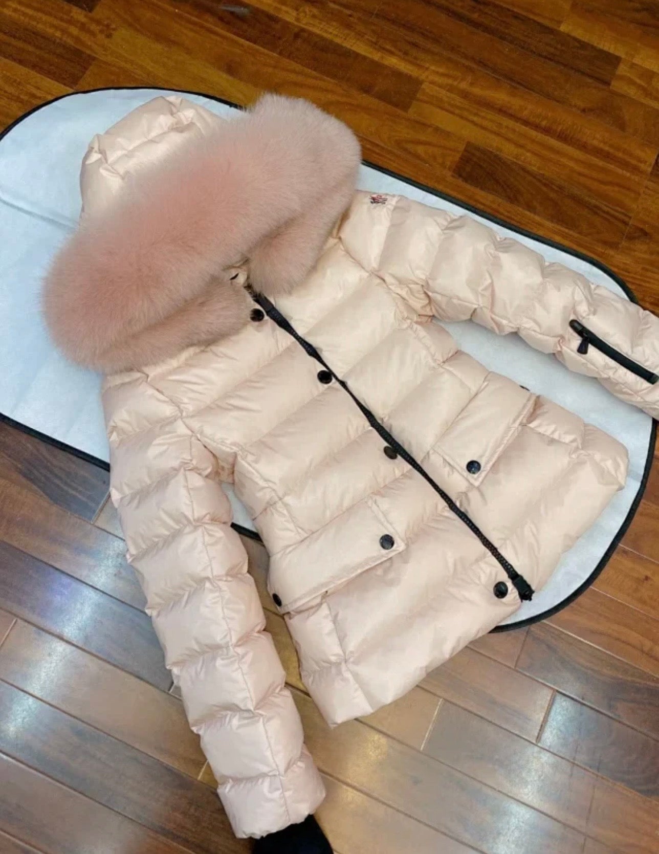 FUR-COLLAR DOWN JACKET