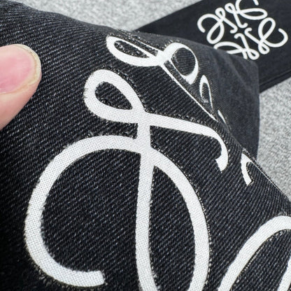 Wide-Leg Black Jeans