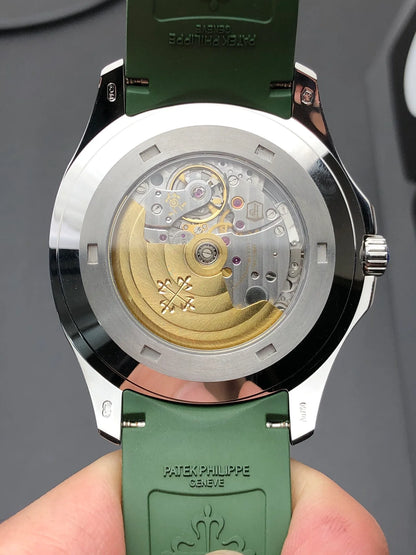 Green Rubber Strap Automatic Watch 40 mm