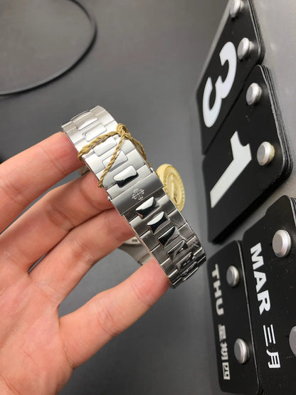 Green Diamond Bezel Automatic Watch 40 mm