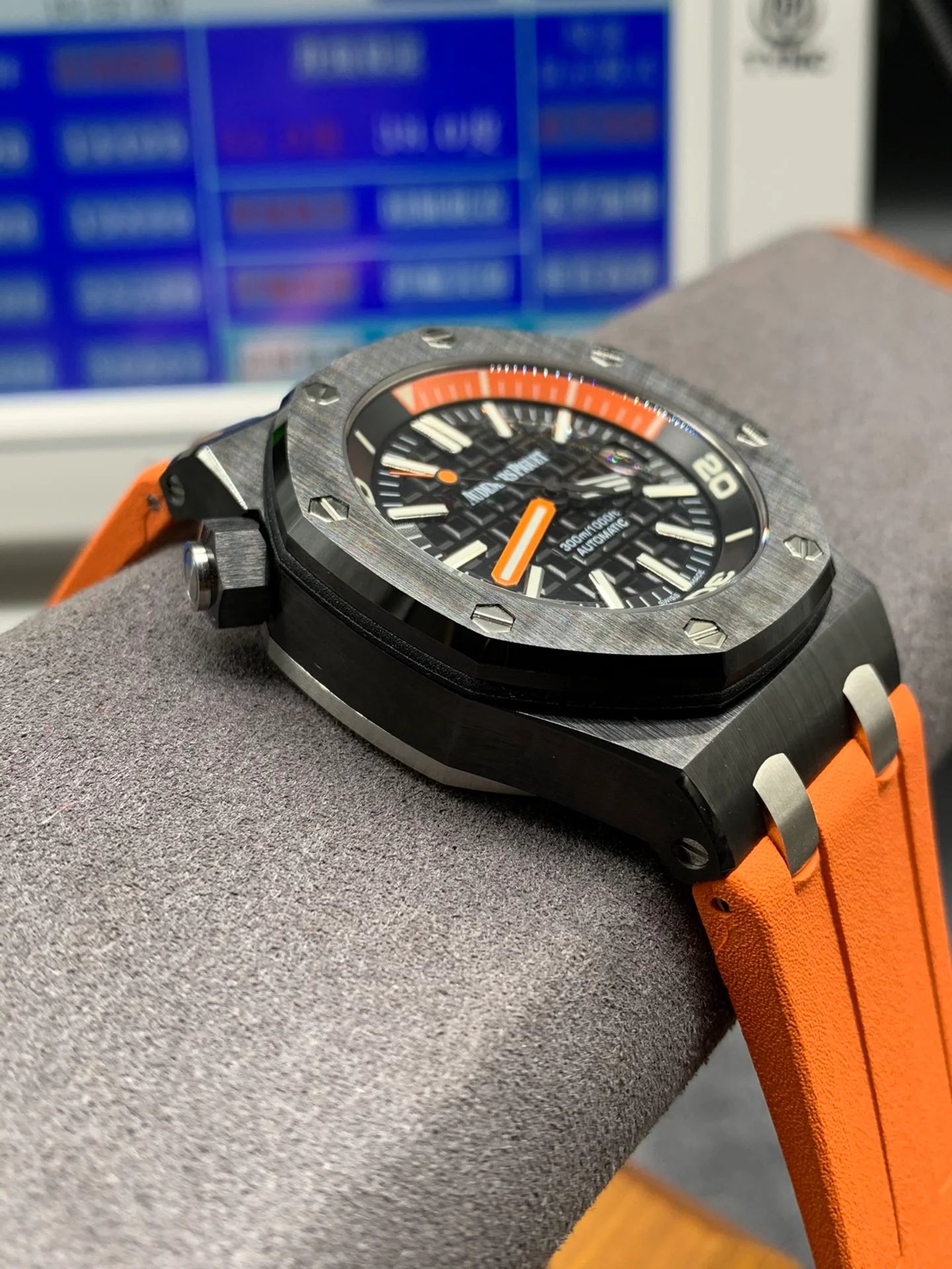 Black Ceramic Diver Automatic Watch 42 mm