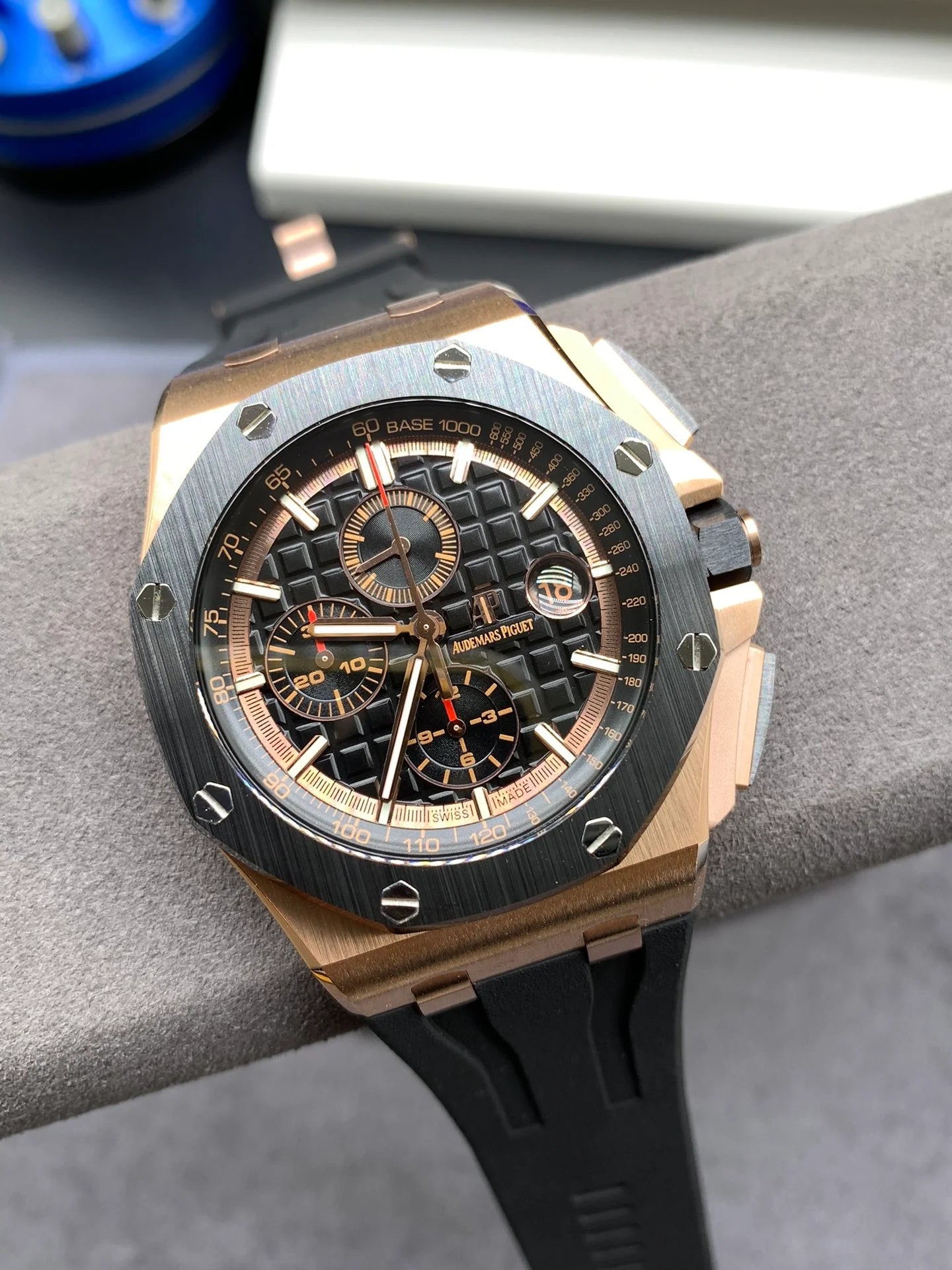 Rose Gold Black Dial Chronograph 44 mm