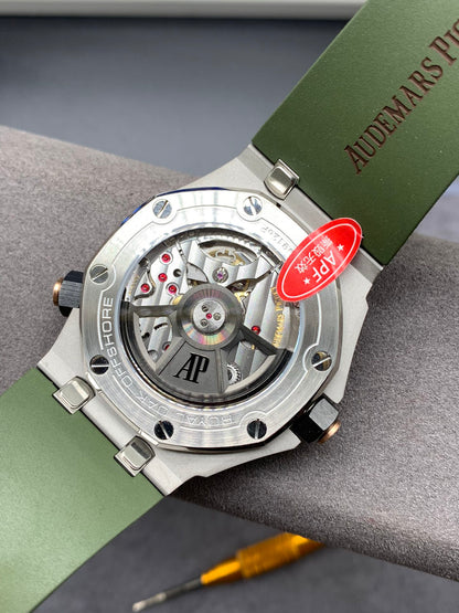 Green Diver Automatic Watch 42 mm