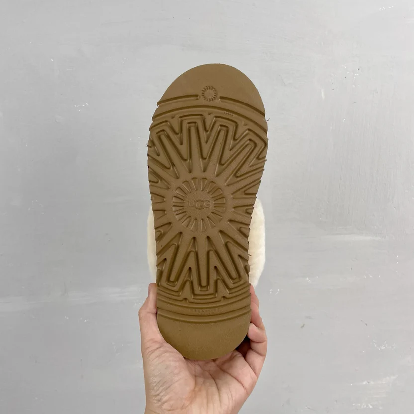 WOMEN'S THICK SOLE SNOW SLIPPERS