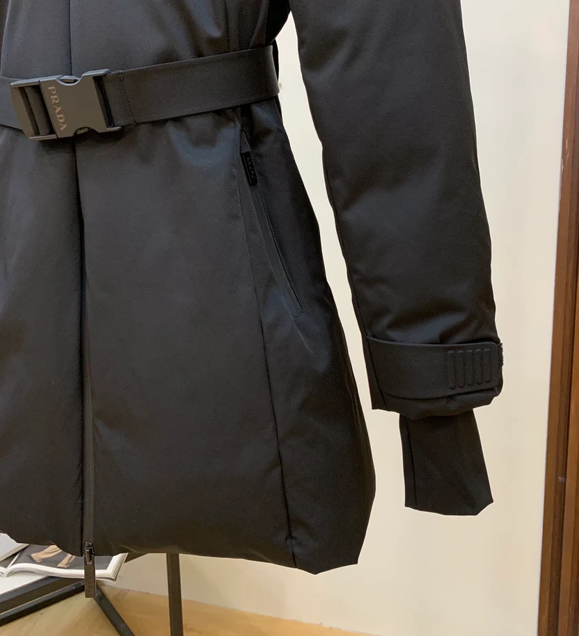 BLACK GOOSE DOWN JACKET