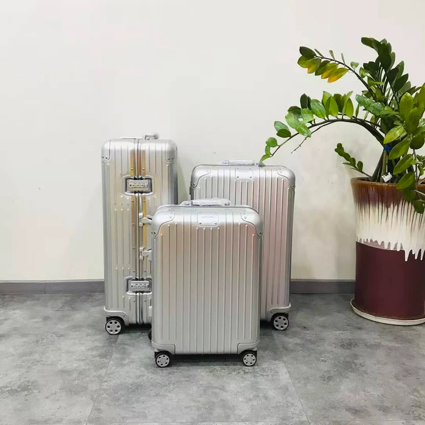 PREMIUM ALUMINUM TRAVEL LUGGAGE 925