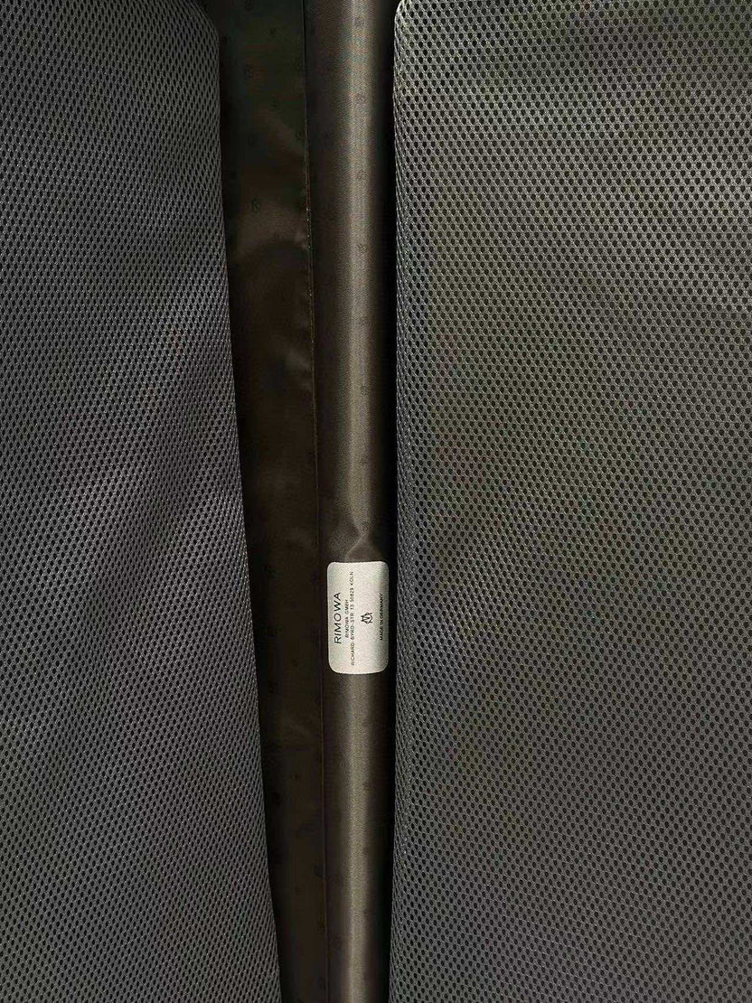 PREMIUM ALUMINIUM TRAVEL LUGGAGE 925