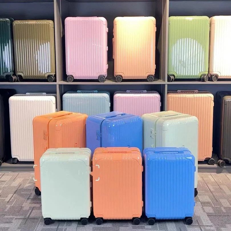 PREMIUM ALUMINIUM TRAVEL LUGGAGE 925