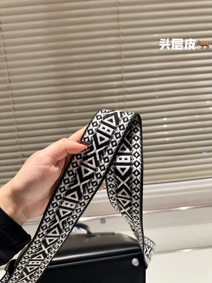 25 LITCHI LEATHER PREMIUM EDITION