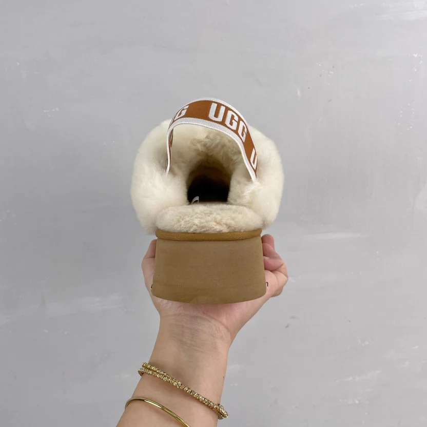 WOMEN'S THICK SOLE SNOW SLIPPERS