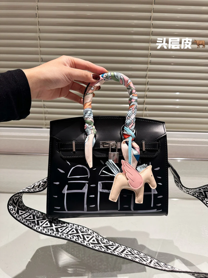 25 LITCHI LEATHER PREMIUM EDITION