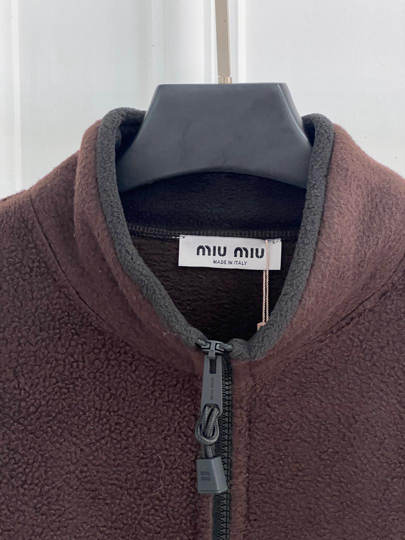 WOMEN'S ZIP UP JACKET