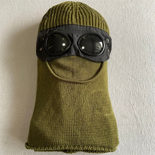 BACLAVA WITH INTEGRATED GOGGLES