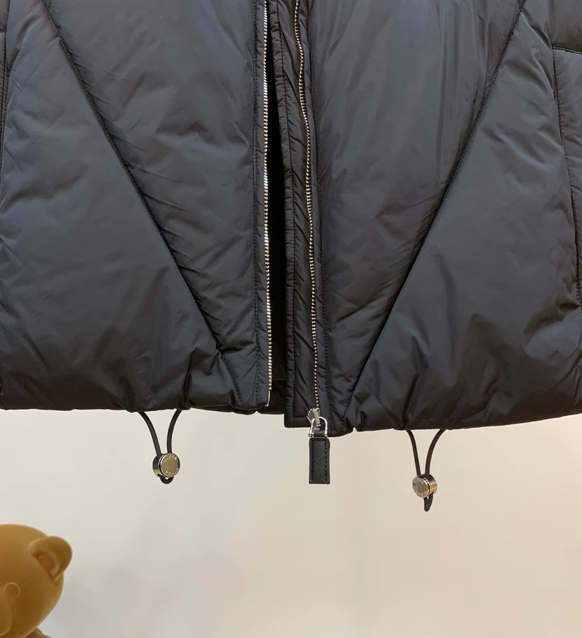 SHORT GOOSE DOWN JACKET